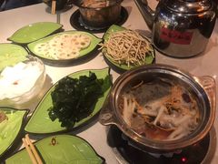 -一叶一世界·素食餐厅(锦华万达店)