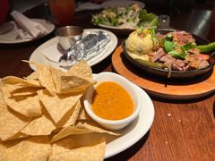 -Chili's Cafe&Bar奇利斯(滨江店)