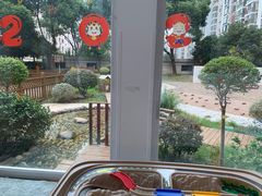 -蒙蒙狮蒙台梭利儿童之家