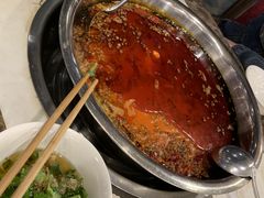 -朱氏胖子烂火锅(洪崖洞店)
