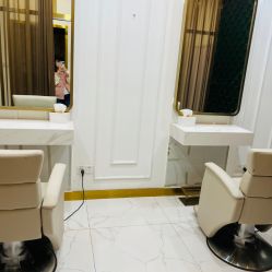 -悦Salon发型设计