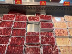 -杨老板·海鲜集市火锅·鲜切牛肉(中防万宝店)