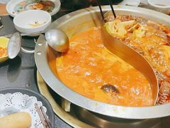 -沸炉重庆老火锅(军事博物馆店)