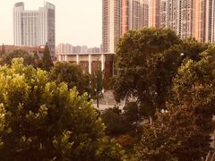 -武汉市第四中学