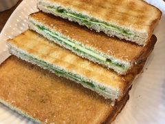 咖椰吐司-HELLO 27 意面·沙拉·帕尼尼