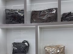 -翰皇直营洗衣洗鞋(望京鹿港店)