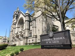 -圣路易圣殿主教座堂