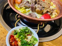 -阿婆情腊排骨火锅(金虹路店)