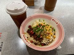 -遇见小面(东方宝泰店)