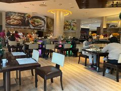 -浦东绿地铂骊酒店-POYA西餐厅(绿地东海岸国际广场店)