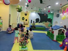 -KidsHome毅英宝贝家早教托育中心
