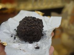 -VENCHI 闻绮(广州太古汇店)