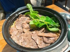 腾冲火炖牛肉-一坐一忘云南菜(三里屯店)