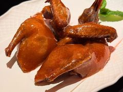 脆皮乳鸽-醉东Oriental House(静安嘉里中心店)