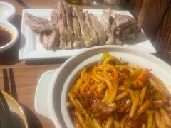 -贯贯吉·清真餐厅(浙江中路店)