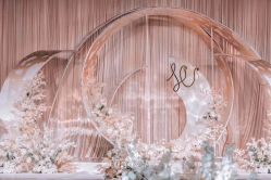 -花轿喜屋婚礼策划