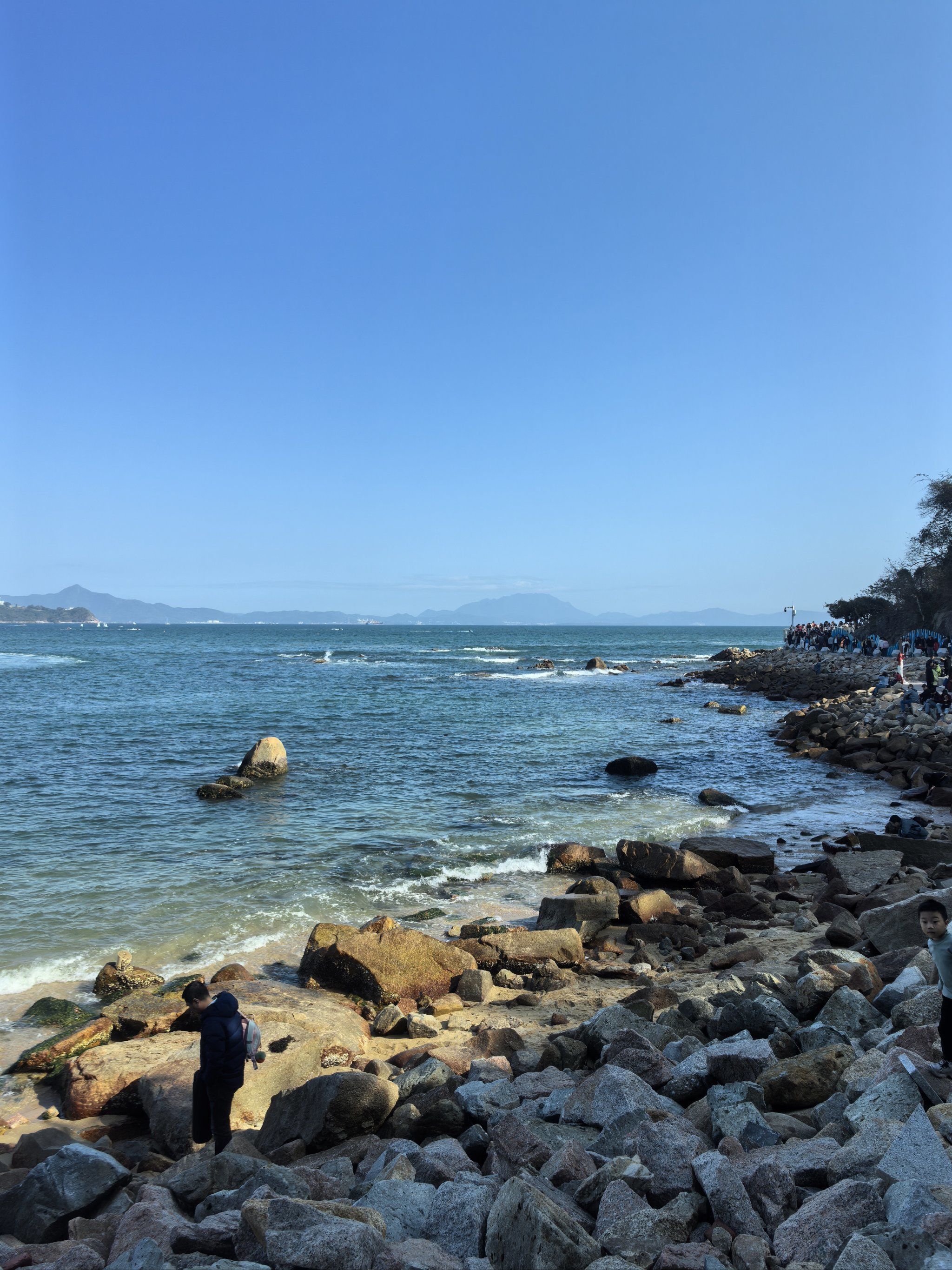 无滤镜的玻璃海,大梅沙海滨栈道