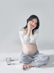 点击看大图 -专注孕妇照亲子照·纪田摄影