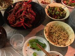 -巴厘龙虾·榜首油焖大虾(洞庭·艺术洋房店)