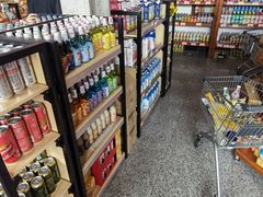 -洛哈思全球商品折扣仓(昆山路店)