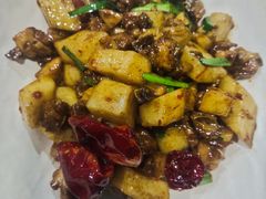 -隔壁老王·家常云南菜(花巷店)