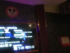 -依呀呀ktv烧烤小串(中山西路店)