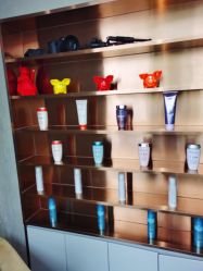 -变画·发型STUDIO