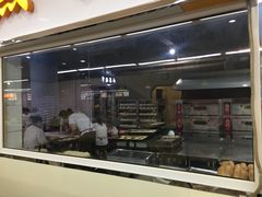 门面-钟楼大面包
