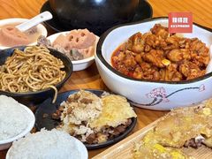 -莲餐厅·湖北菜·潜江小龙虾店(愚园路店)