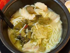 -灵芝妹子海鲜米线(瓦房店新玛特店)