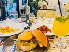 -Burger Bar 山沐西餐吧(钟村店)