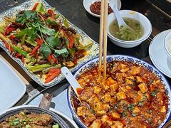 -乐山食古香跷脚牛肉