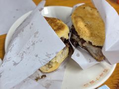 -京东一绝西海子西园烧饼夹肉