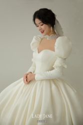 -Lady  Jane高端婚纱礼服馆