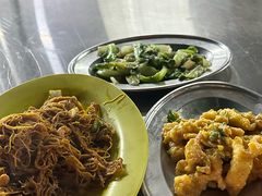 -黄亚华小食店(Jalan Alor)
