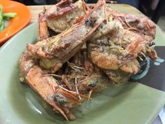 咸蛋黄炒虾-贞姨美食·老字号海鲜大排档