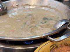 -老来福·非遗酸汤兔(凯旋路店)