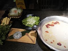 -湊湊火锅·茶憩(来福士广场店)