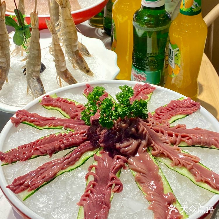 火锅脑袋集合!这家鲜菜老火锅真的会勾魂~