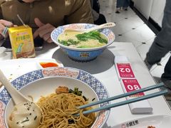 -小杨生煎(黄河路美食休闲街店)