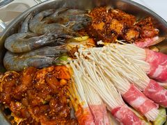 -黄记煌三汁焖锅(新佳丽江汉路店)