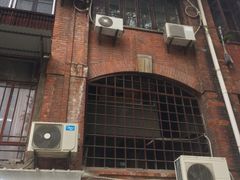 门面-殷姐糯米包油条