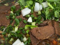 -牛师傅牛肉面(尚隆路店)