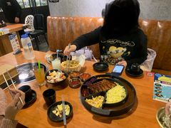 -肥肥虾庄·金牌油焖大虾(杨园滨江时代walk店)