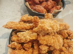 -必胜客(尹山湖歌林公园店)