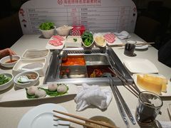 -海底捞火锅鲜切牛肉主题店(长寿路店)