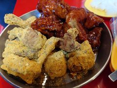 -BHC炸鸡(明洞总店)