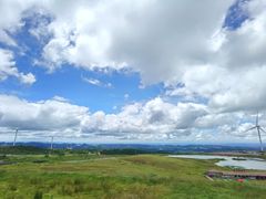 -龙里油画大草原旅游区