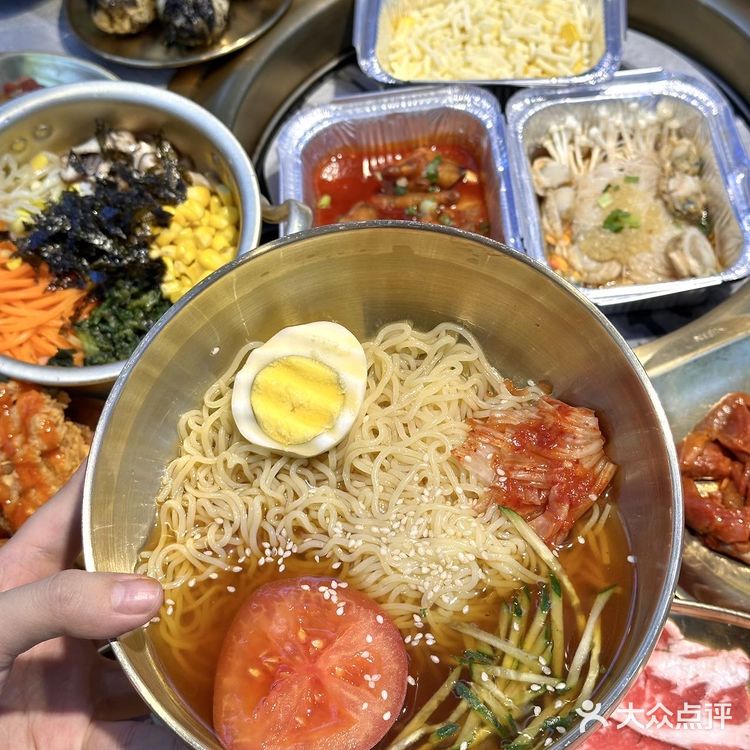 烤肉饮料不限量畅吃！！