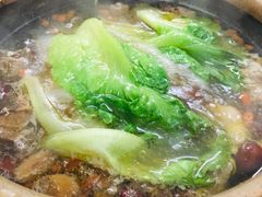 连州果园鸡-威邵鸡煲(西华路总店)